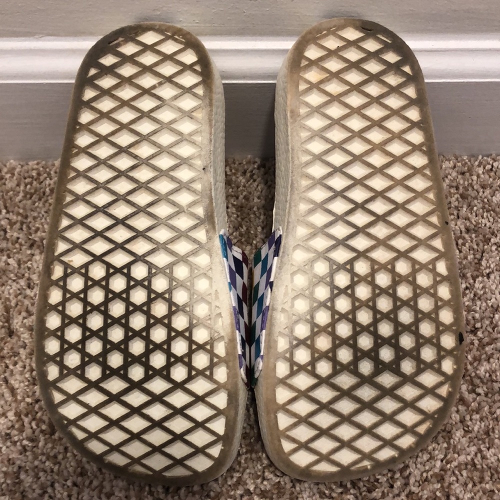 Vans Rainbow Check Slides - Picture 3 of 4